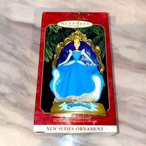 Disney’s Cinderella Hallmark Ornament, NEW.